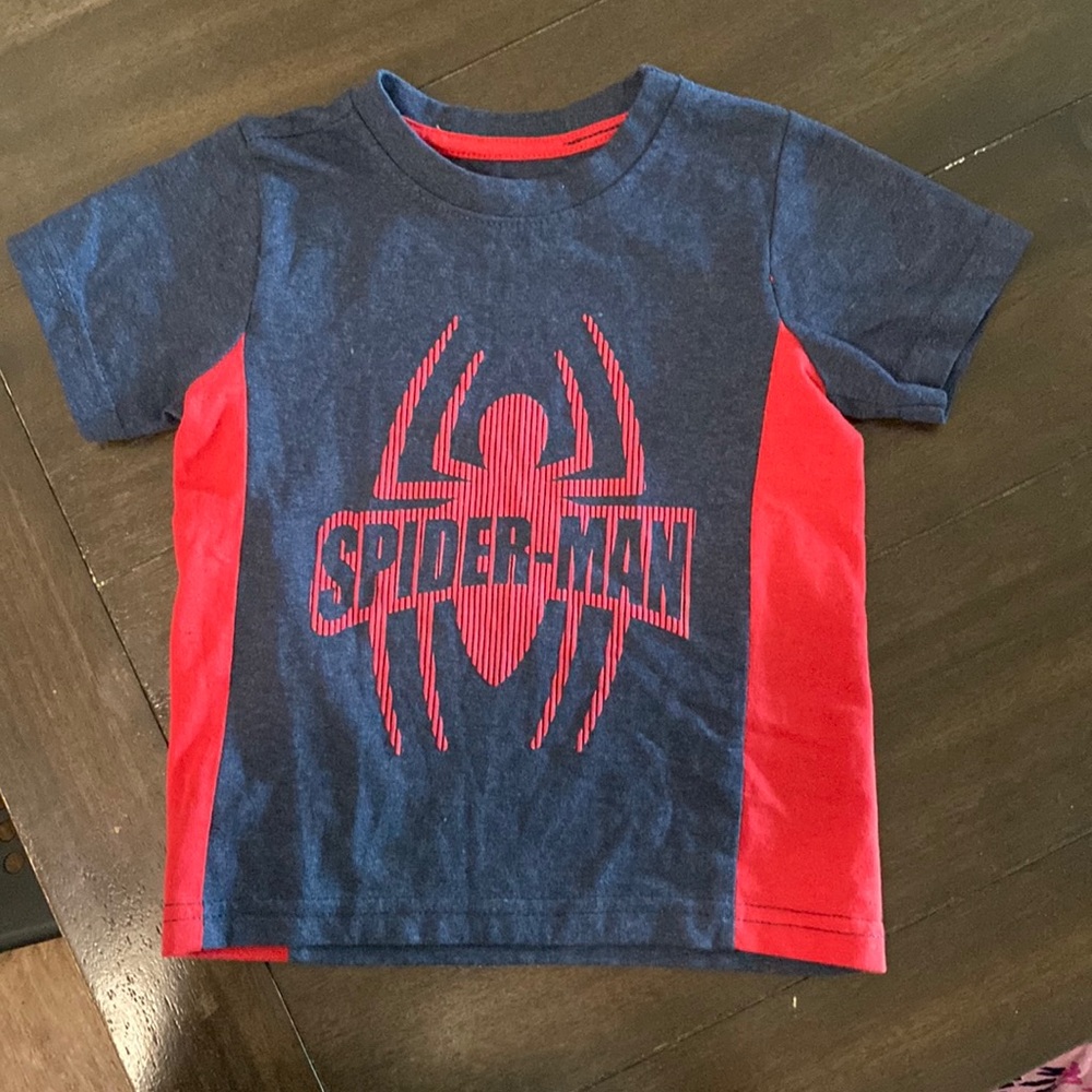 Marvel 4T t-shirt